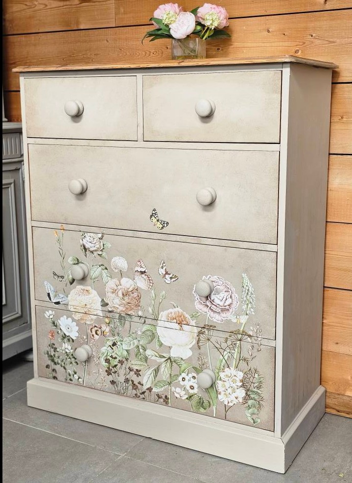 Commode fleurs Affiche des ateliers