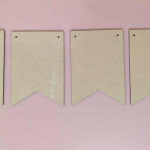 Kit de 4 fanions en bois brut